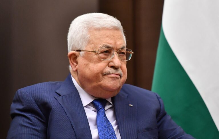 Russian President Vladimir Putin meets with Palestinian President Mahmoud Abbas in Sochi